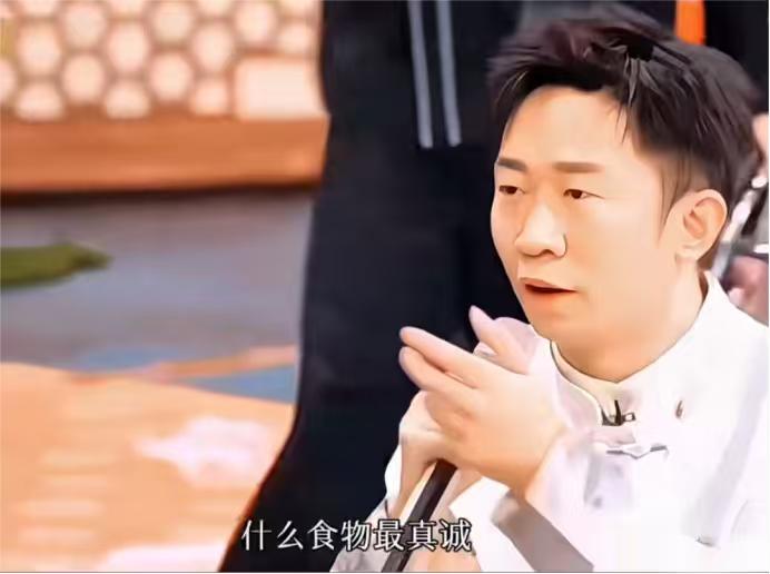 杨迪：“什么食物蕞真诚？”

杨紫：“橙~子~”

杨迪：“不对不对，是披萨。因