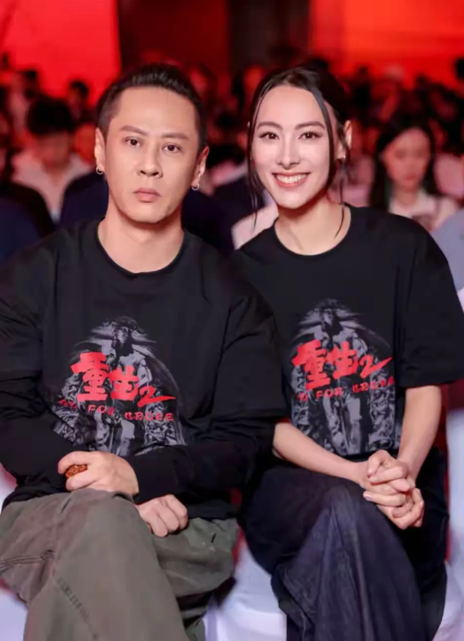 国庆档票房出现变化，《重生2》热度回落，10月3日跌至热映榜第三，不及《神探之痕