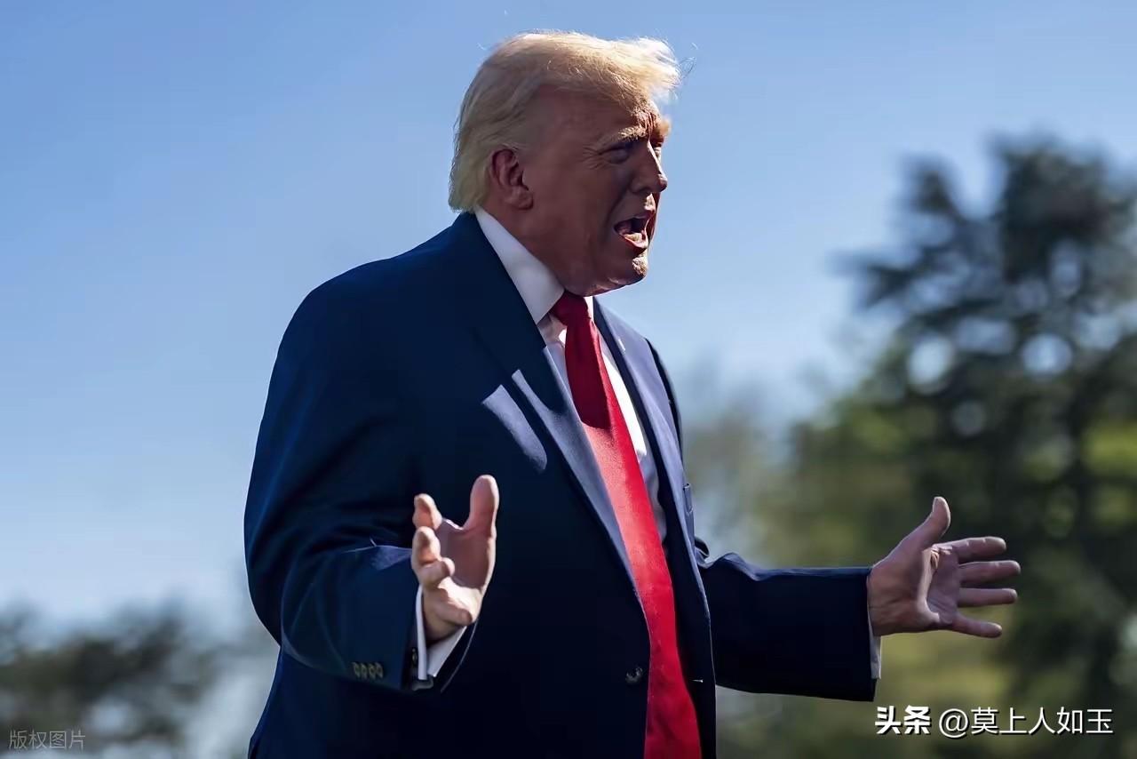 局势突然失控。
4月13日凌晨，特朗普的“封锁令”生效。
与此同时，美军舰艇压到