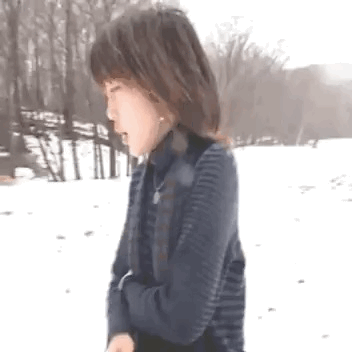 newjeans is everywhere 