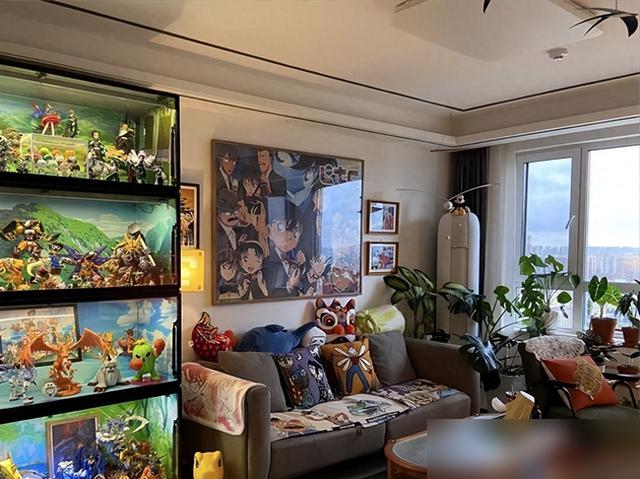 重庆一女姑娘的家火了，将楼道改成玄关，被无数邻居效仿，晒晒
最近刷到这个重庆姑娘