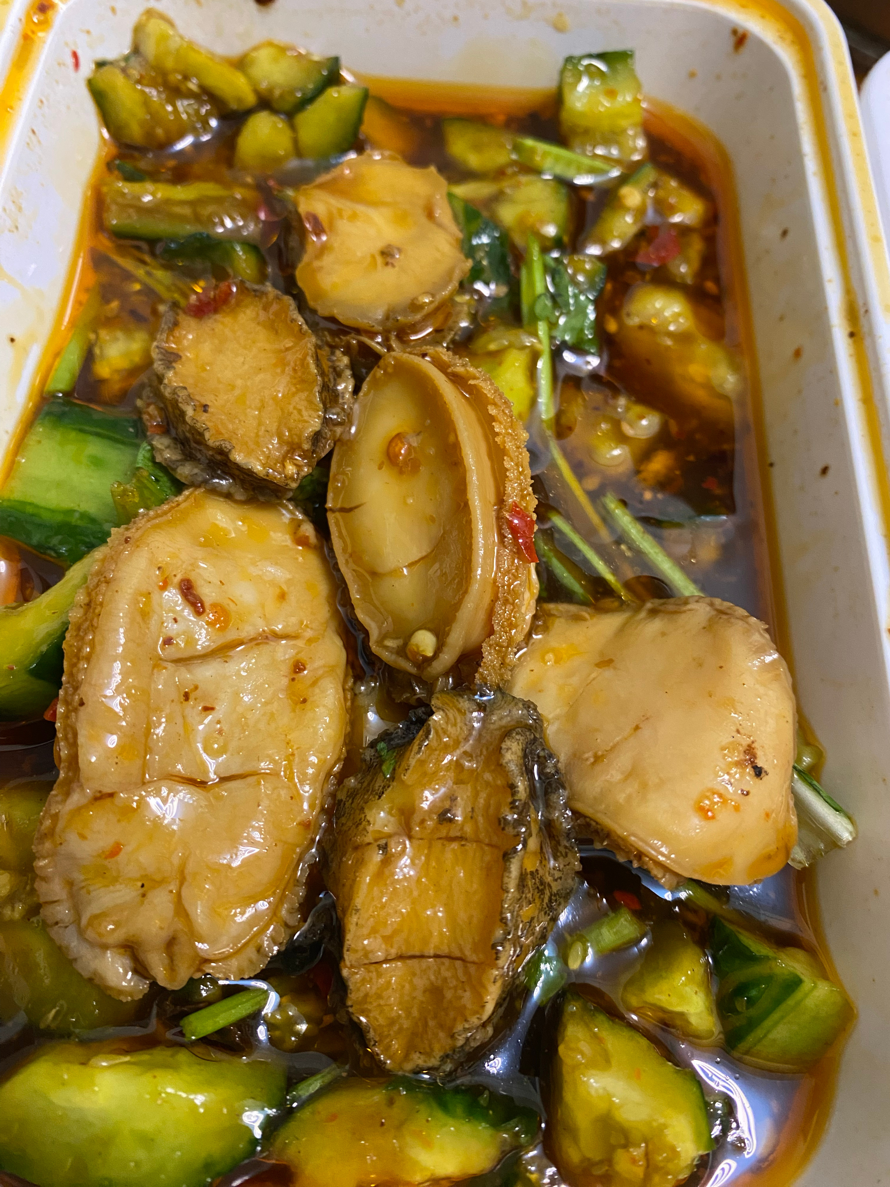 一个人叫点小菜，小酌一杯（感觉也很惬意呢😎）！#生活方式医学[超话]##小酌一