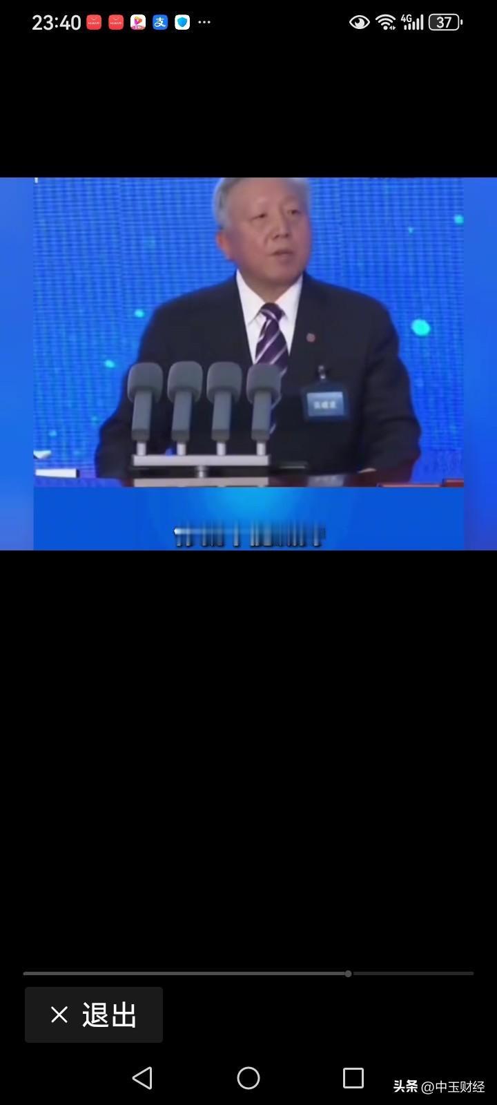 实际上，这就造成了滥竽充数以及乱抛乱捡对市场的严重冲击，圈钱上市坑害投资者的情况