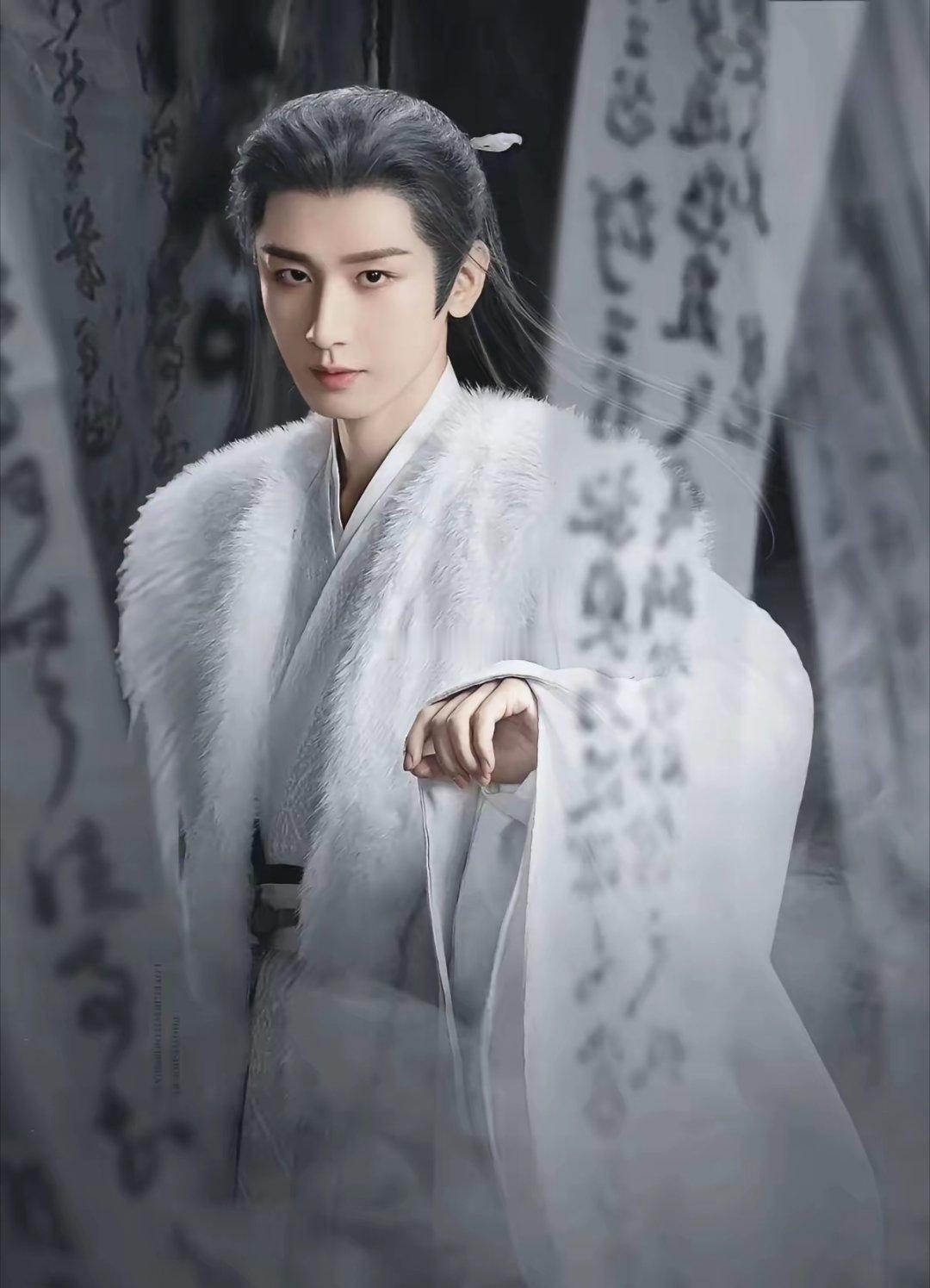 成毅估计比吃了苍蝇还难受不是因为任嘉伦和虞书欣的新剧而是因为他成毅自己成毅的《长