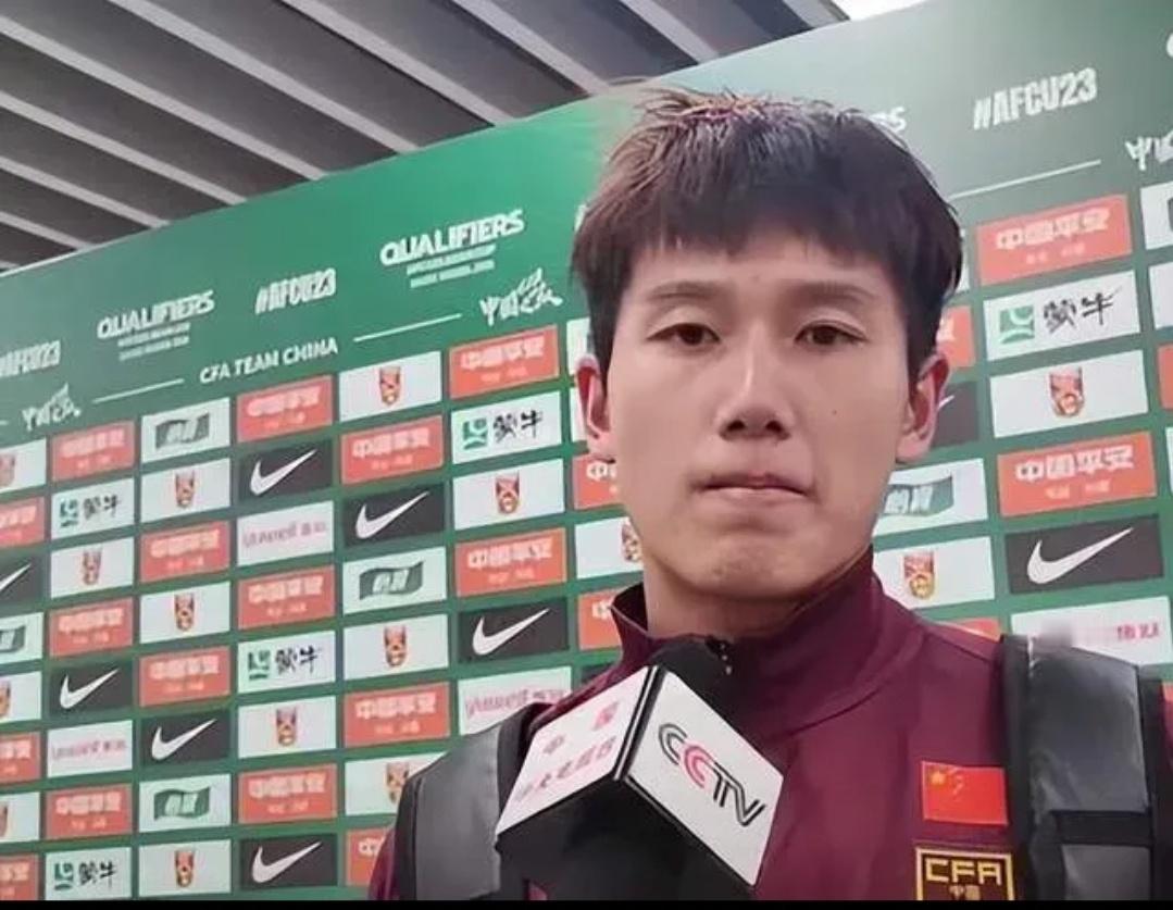 U23国脚向余望父亲谈儿子：说真的，我儿子向余望踢球这事儿，我一直觉得自己就是个