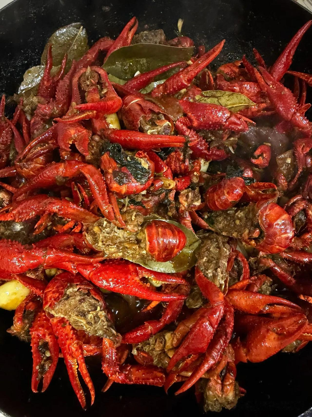 召唤豆包，一起吃饭，没图不行啊。