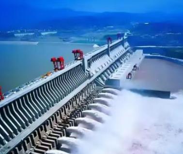 美国为什么不敢炸三峡大坝？就这么说吧，只要美国想要继续存在在这个世界上，那么他们