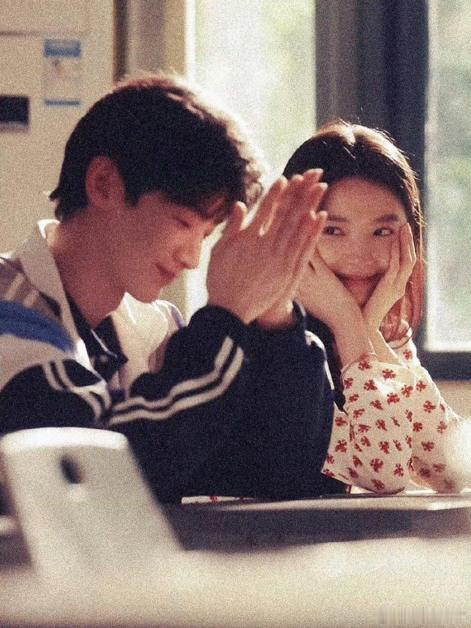 难哄微博剧集热搜榜TOP3唯一现偶这一波真的是实至名归了啊！ 