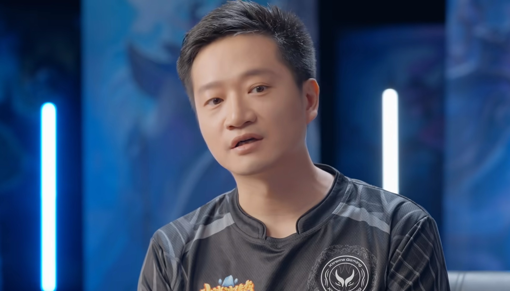 杨哥：我做dota俱乐部这件事就基本没从商业角度去多想，因为做这个事情之前，我是