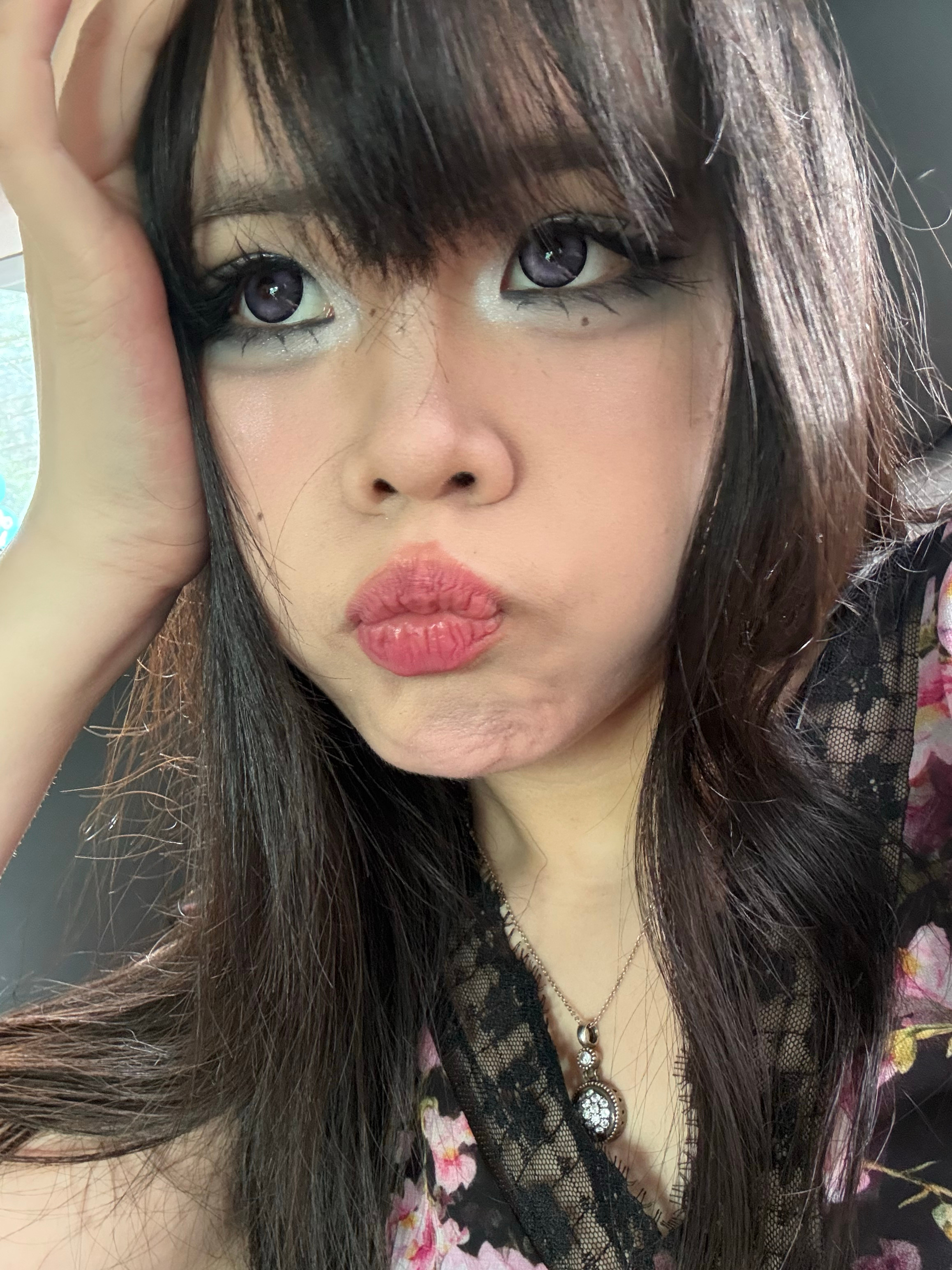 。。。 