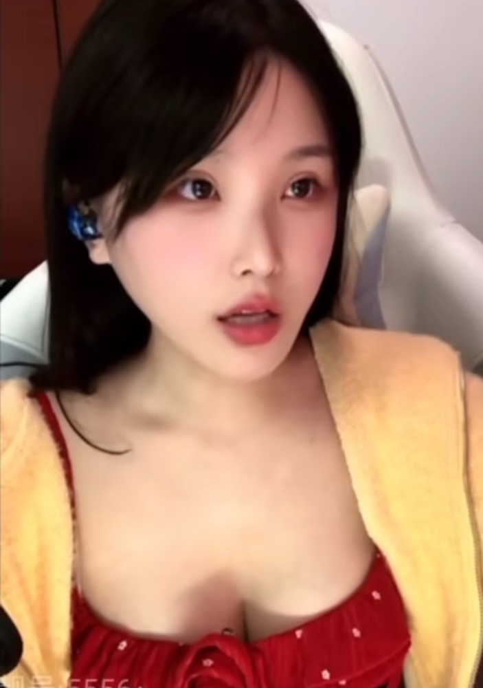 果小果：我的自信心有百分之八十是正哥给我的好吧，如果我以后要是敢开户外了，里面得