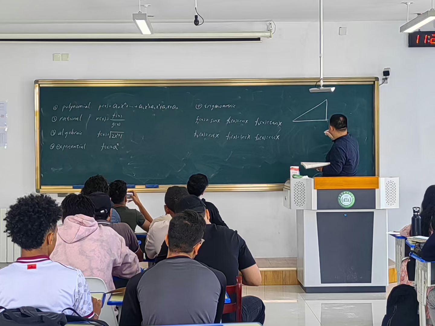 玩转开学季大学生喜爱内容共创计划开学季你好同学 宝子们，军训是不是已经结束了，明