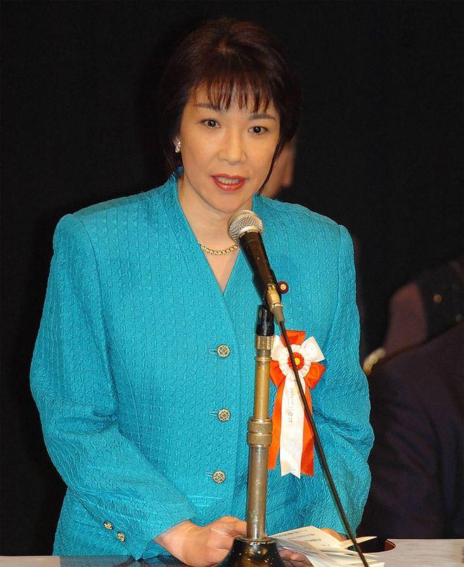 假如日本的石油储备彻底耗尽，而霍尔木兹海峡依然处于被封锁状态，那日本会怎么做？