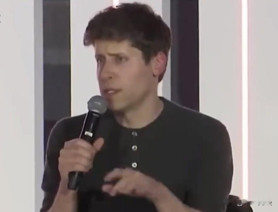 奥尔特曼预言超级智能将在未来几年内超越人类CEO与顶尖科学家

2026年2月2