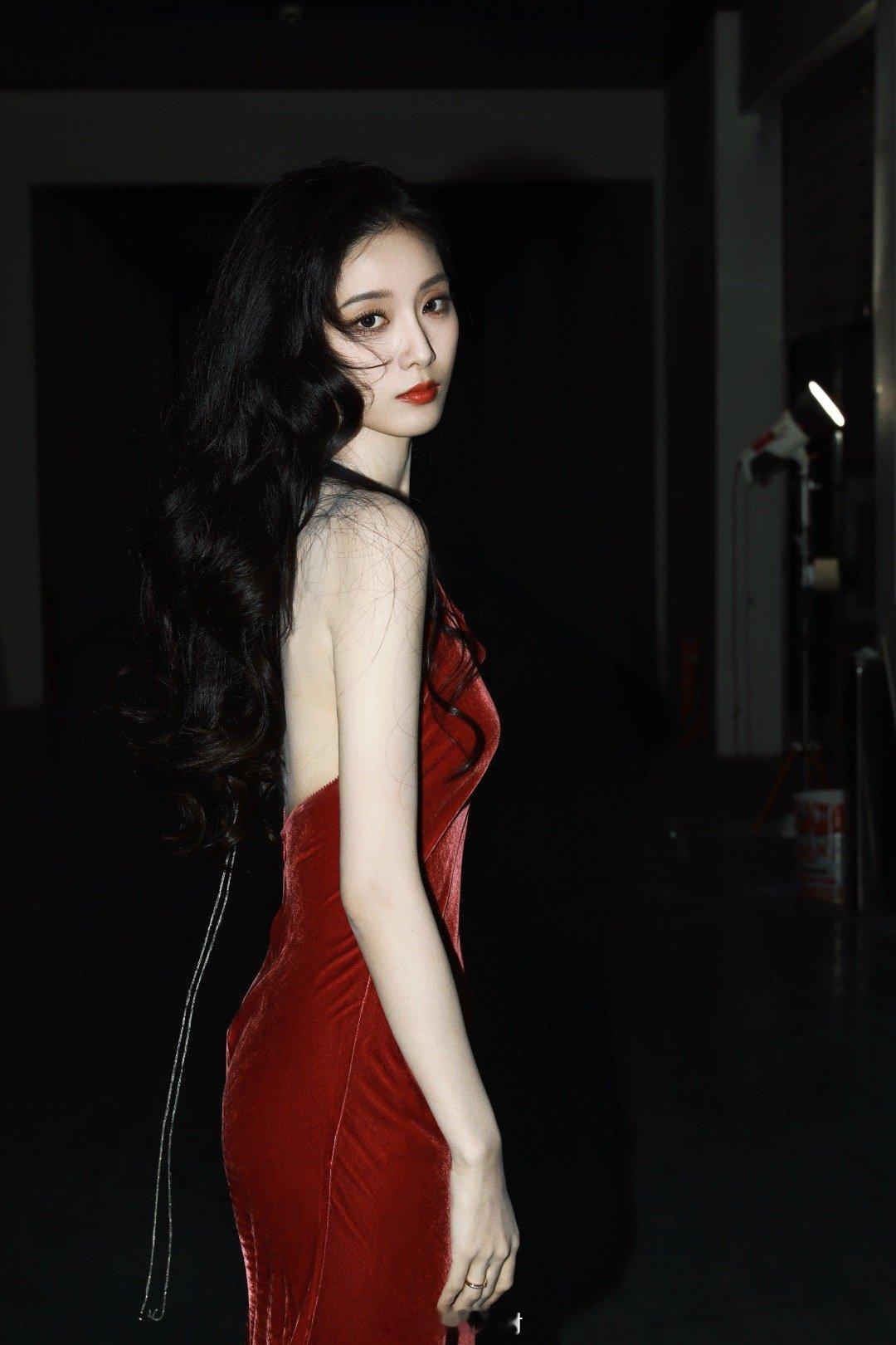 徐艺洋[色][爱慕][爱慕][舔屏][爱慕][舔屏][色][色][爱你][爱你]