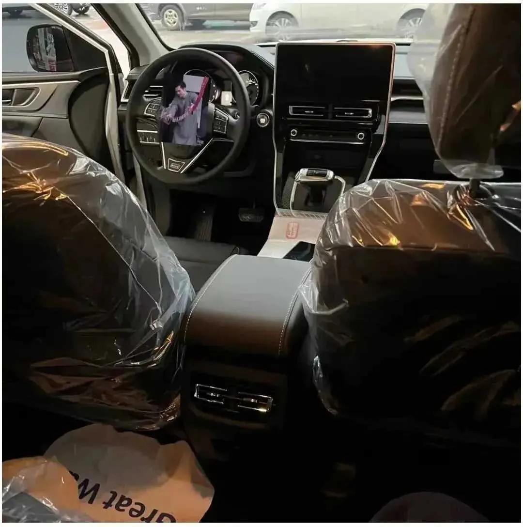 网友：能看出这是什么车吗？