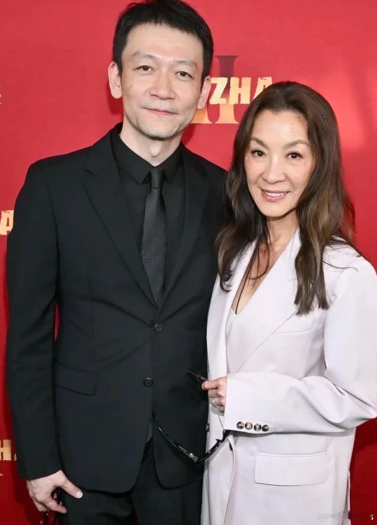 《哪吒2》洛杉矶首映，郭帆导演，奥斯卡影后杨紫琼出席，还合照了，如果《流浪地球3