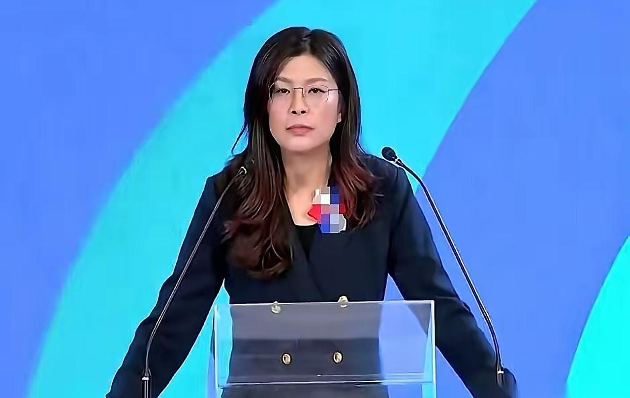 别看今天乌泱泱公布了一大串名单。
其实所有人，就等一个名字。
这盘棋下到这儿，什