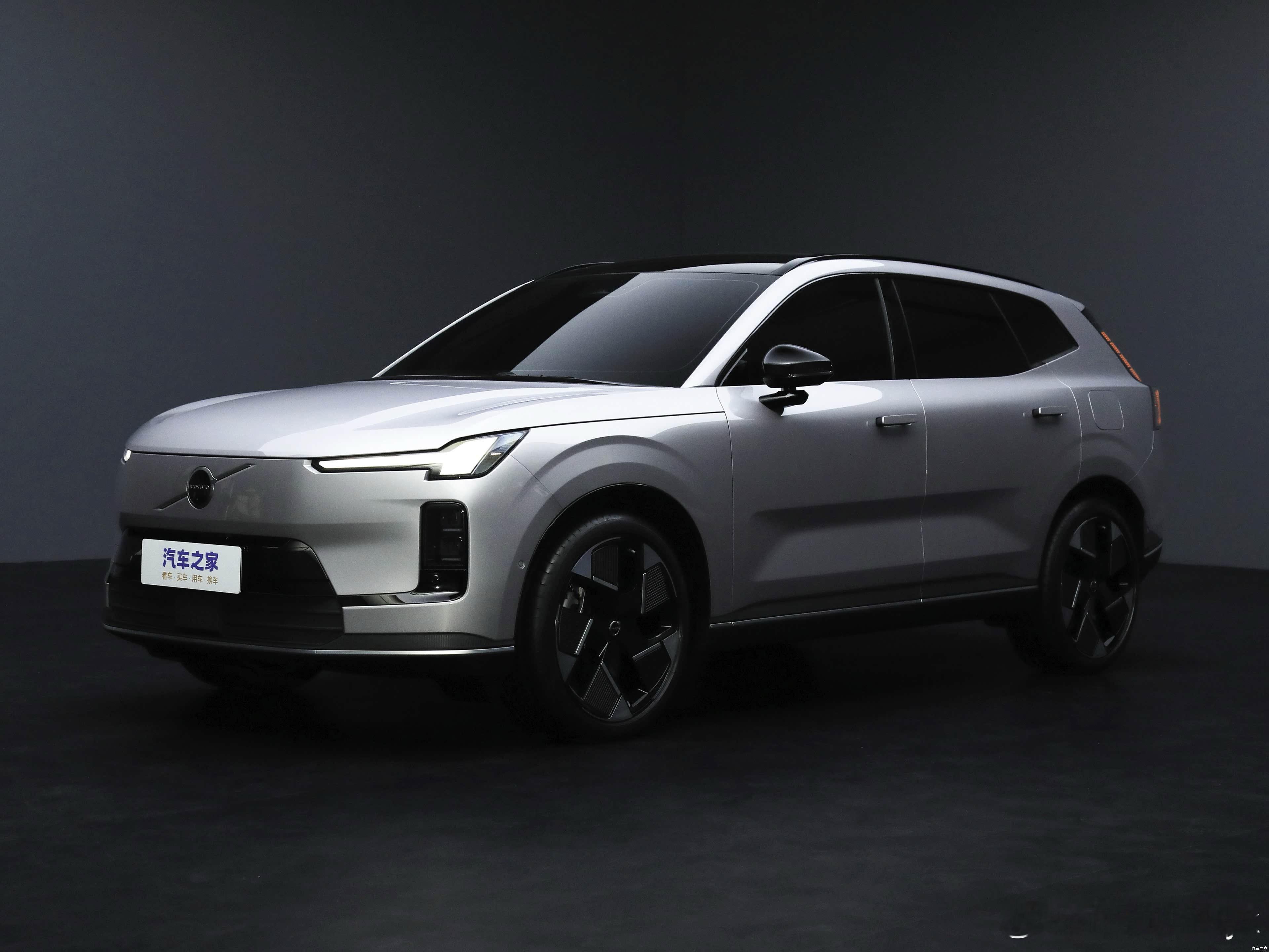 沃尔沃xc70大v聊车 沃尔沃XC70来了[馋嘴][馋嘴][馋嘴]这车定位中型插