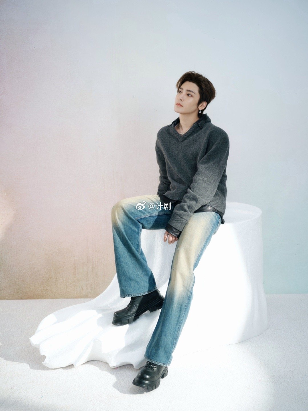 侯明昊 新作品快点来吧，帅气气场拉满，每部剧都值得用心守候 