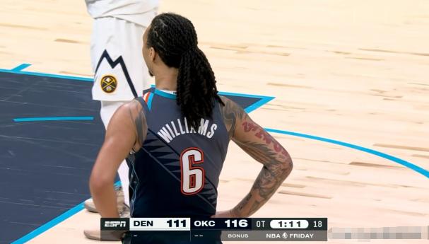 我必须要好好夸夸雷霆大将杰林 - 威廉姆斯！在今天雷霆主场以 127：121 逆