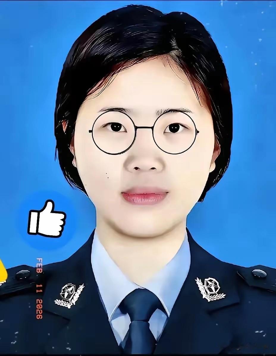 四川沐川95后女警罗慧琳，身为派出所副所长，遇到持刀行凶的歹徒，她没有半分退缩，