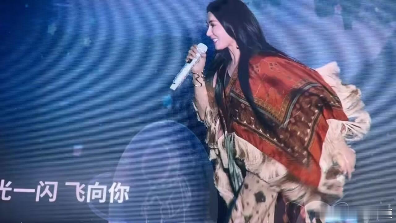 张柏芝有种经济上行的美不老神颜