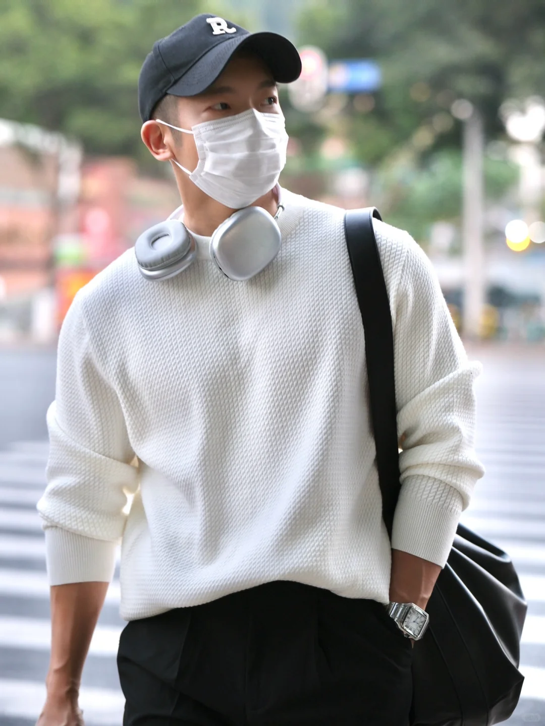 周末也要偶尔松弛一下🙋