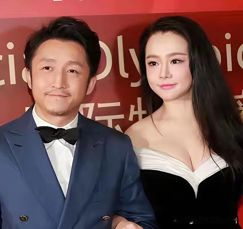 男人太有钱
娶老婆要娶温柔贤惠的
太能干了
指定要出问题
有两个活生生的例子摆在