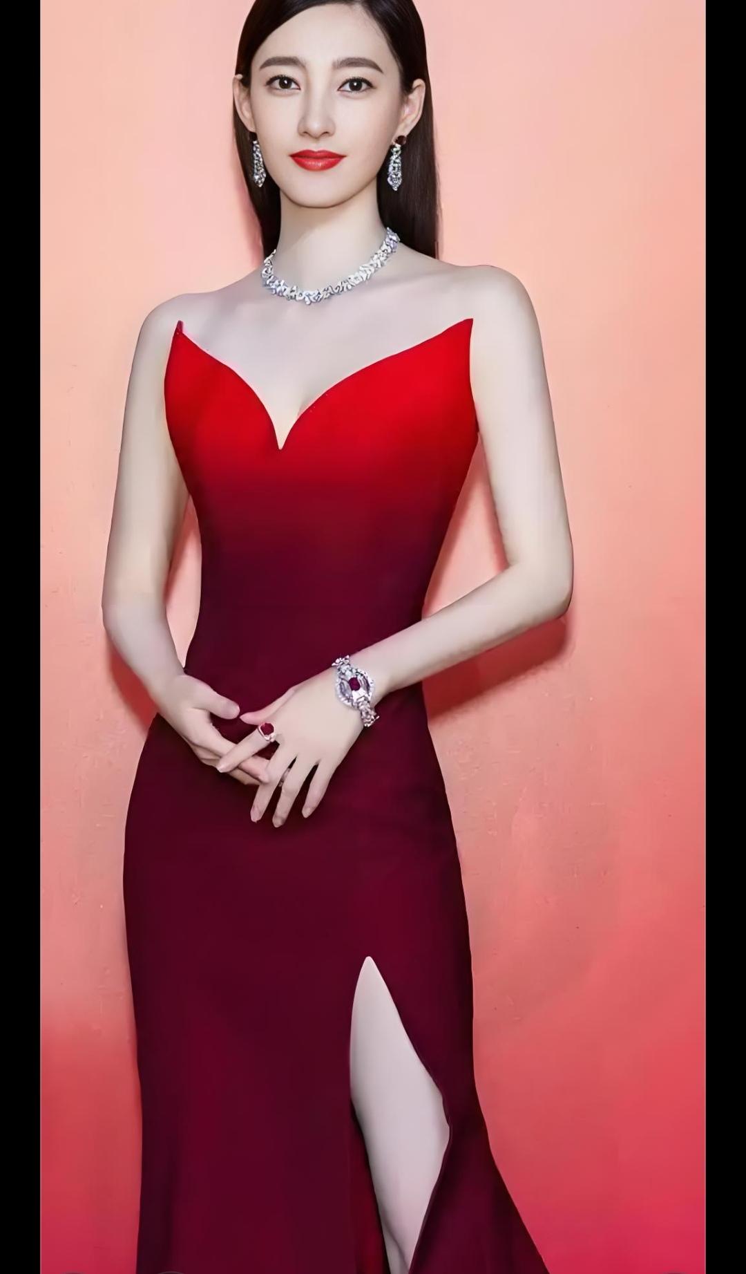 王丽坤写真集，灵动眼眸藏诗意，柔美姿态绘就清新梦幻画卷优雅气质 每日分享 高颜值