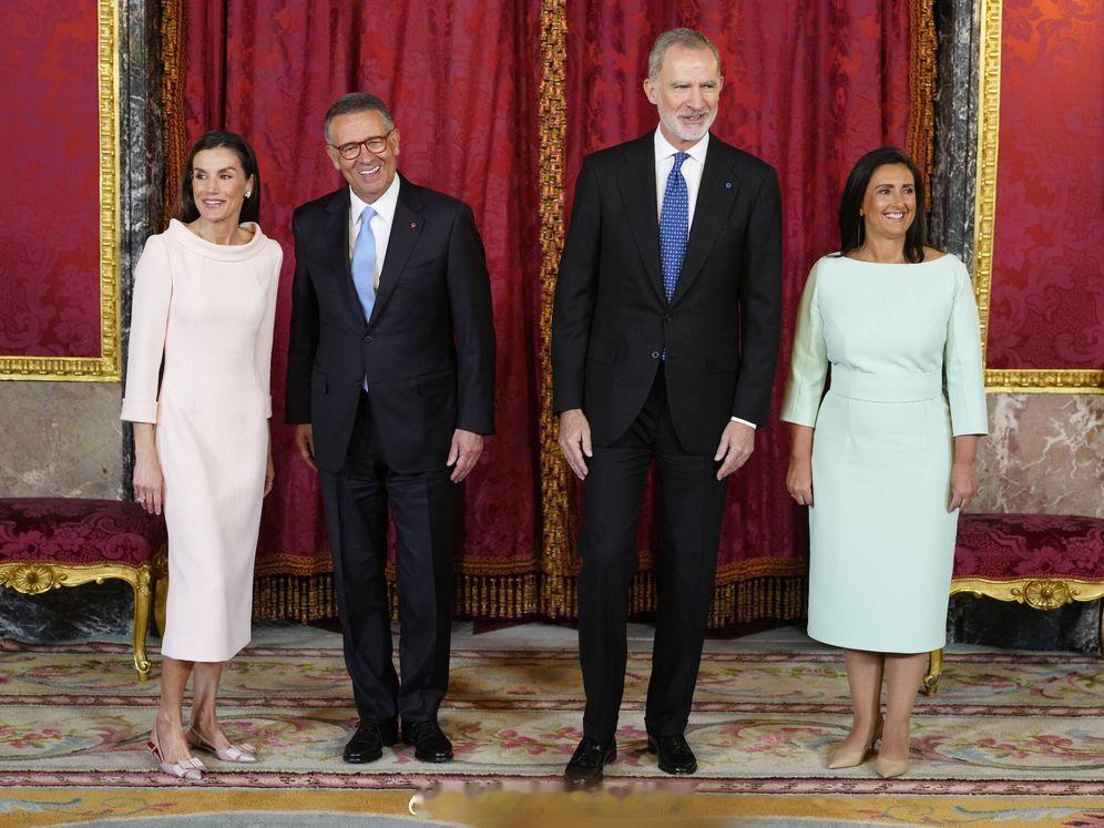 西班牙王室 4月20日，费莱在马德里皇宫接待来西班牙工作访问的葡萄牙总统安东尼奥