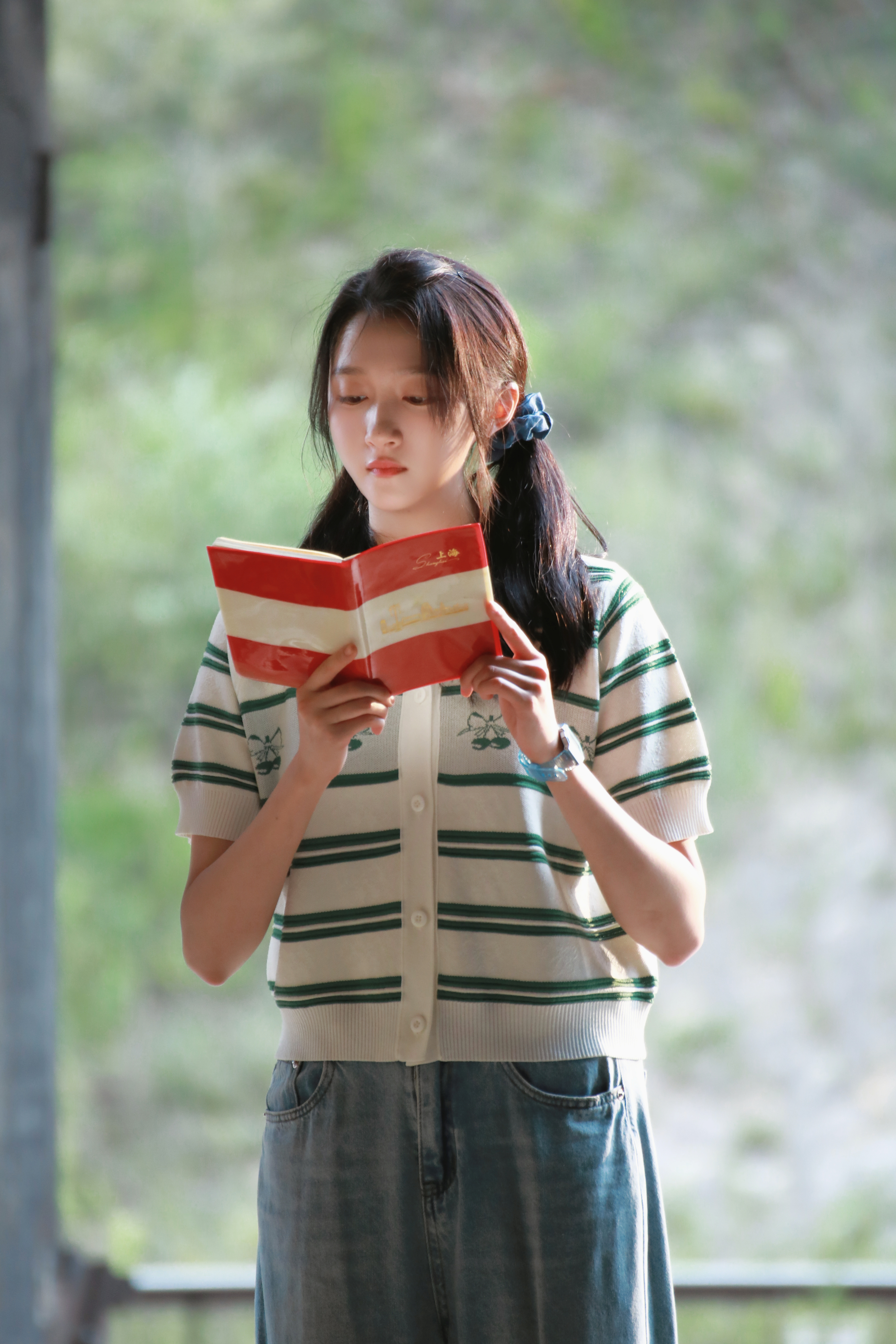 黄景瑜关晓彤新剧人情味好浓新春好剧《岁月有情时》入股不亏和严晓丹漫过岁月阑珊，奔