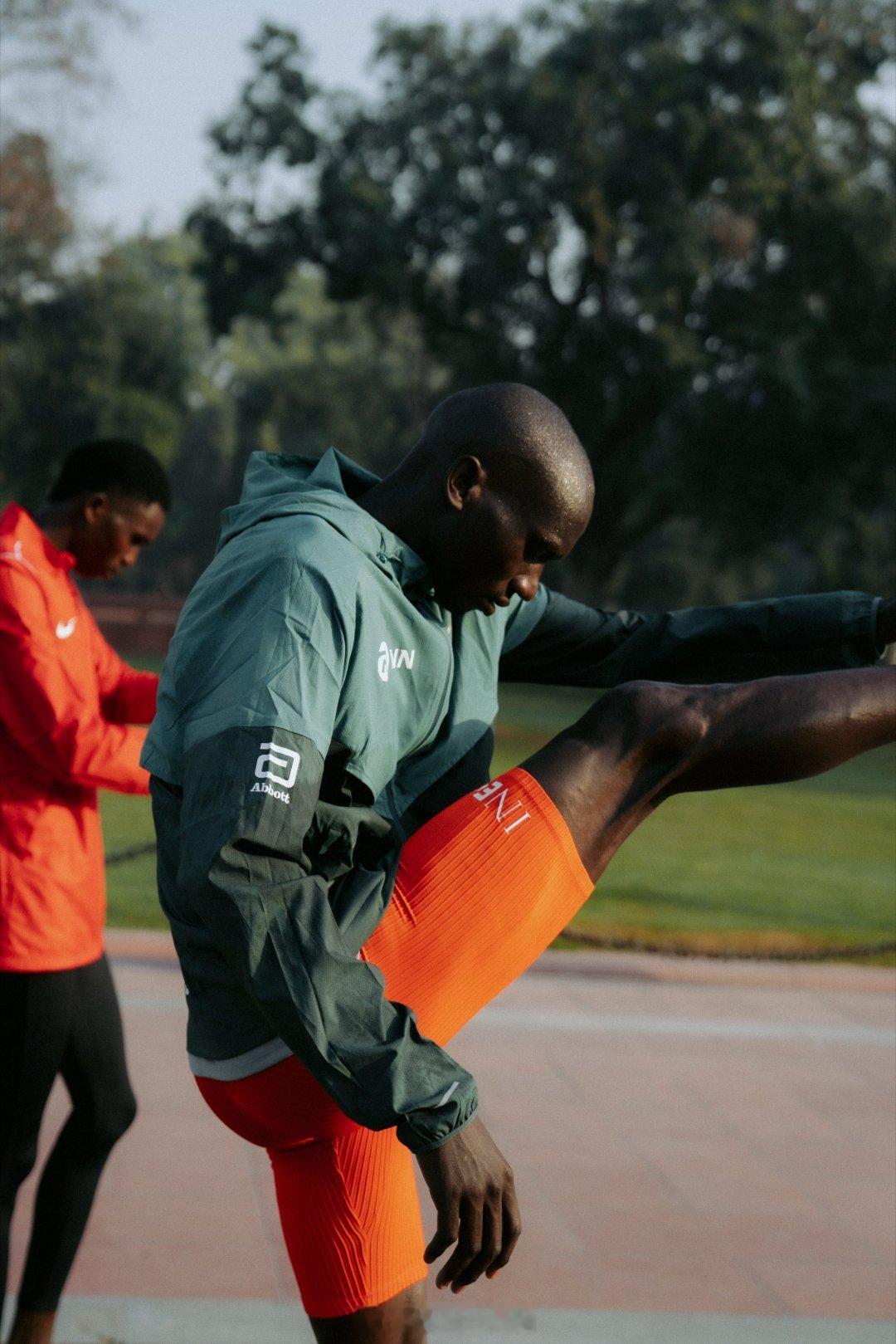 NN Running Team 的 Joshua Cheptegei 切普特盖和