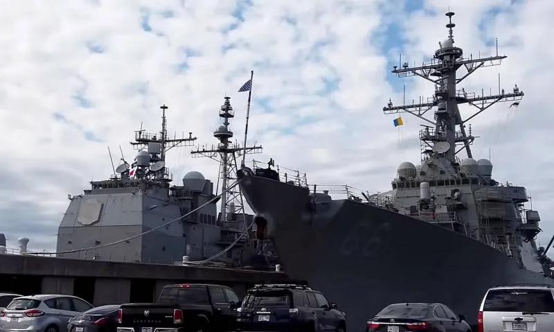 美国诺福克海军基地用俄罗斯燃料加油 德国CST公司的油轮AVENCA（IMO 9