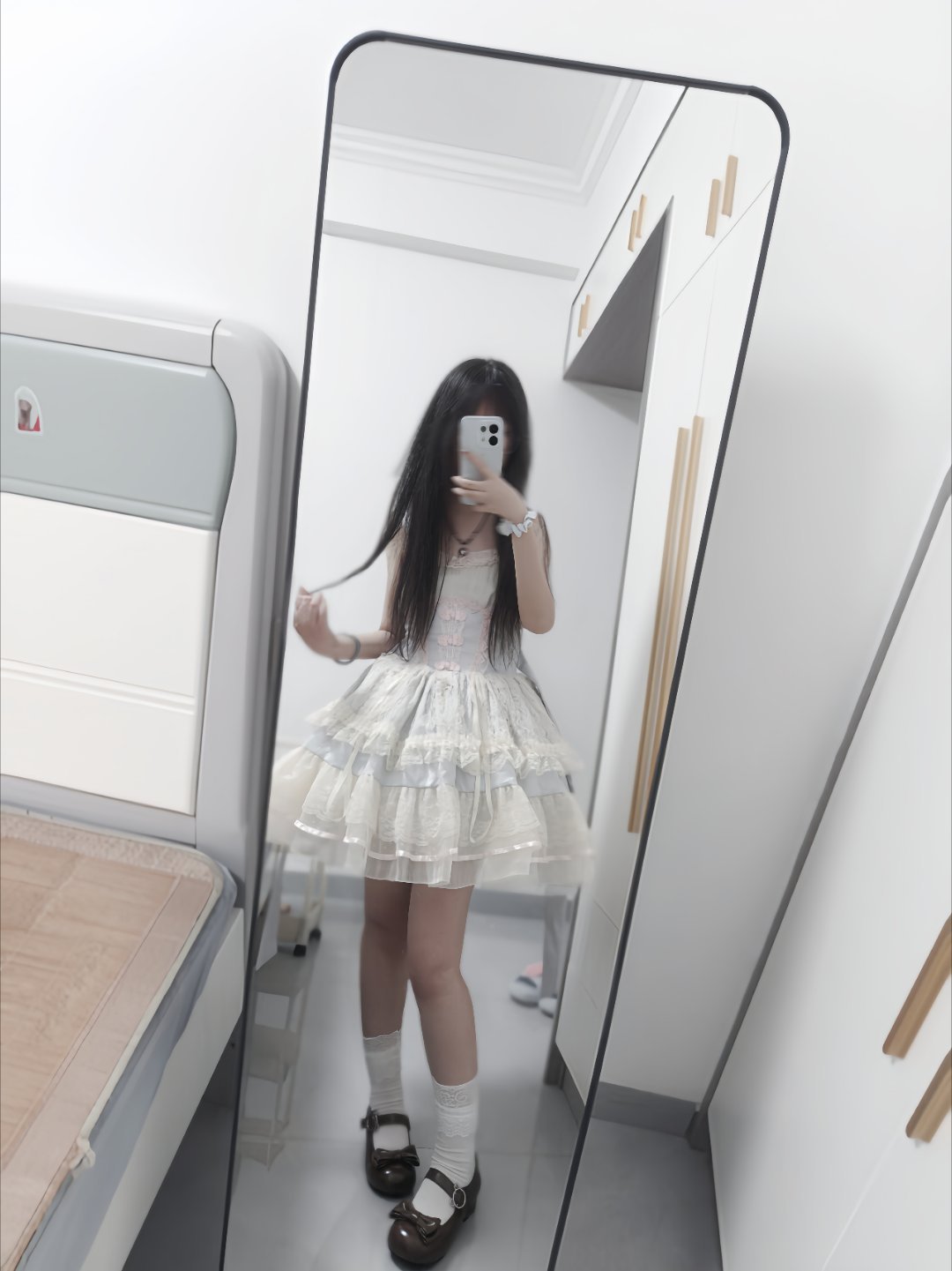 买了全身镜我就这样拍拍拍 
