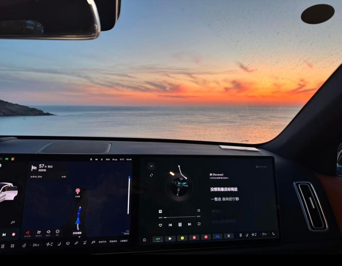 开车出去玩，就为了这一刻吧～ ​​​