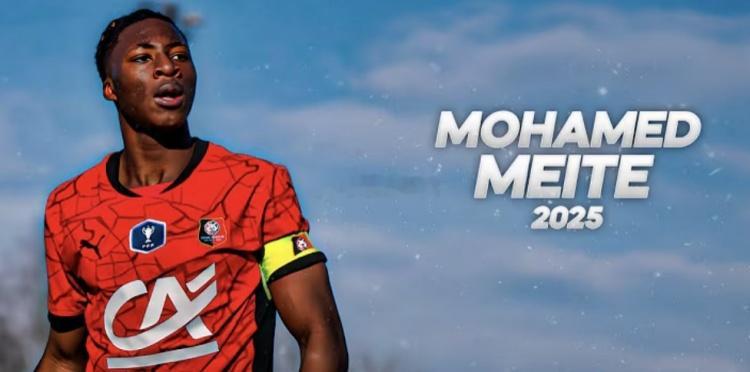 法媒：利雅得新月2300万欧报价雷恩18岁前锋梅特，遭即刻拒绝足球 1月27日讯