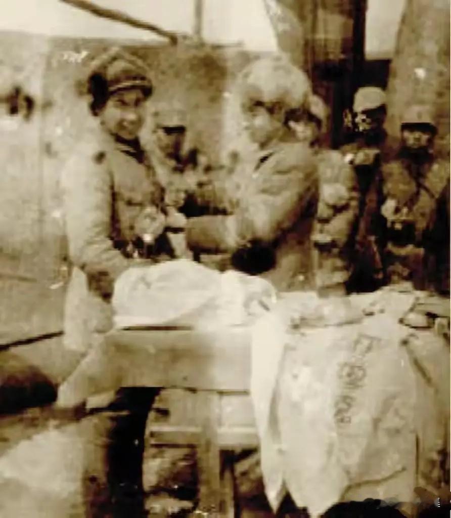 1947年3月7日，东北民主联军在吉林省德惠县五家子阻击战中首次以步兵战术成功歼