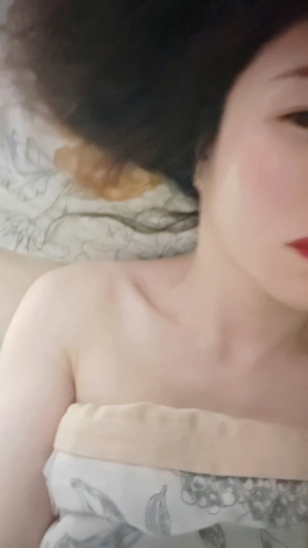 一个月以内都不会去吃自助了打开电褥子了 