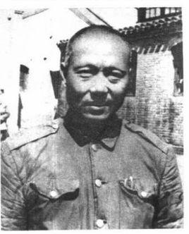 1956年，傅作义去功德林看望陈长捷，可陈长捷对他却没有好脸色：“我听你的话守天