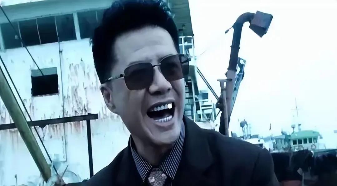 《扫毒风暴》这剧最大的败笔就是段奕宏。

段奕宏，我曾经和他在《士兵突击》《我的