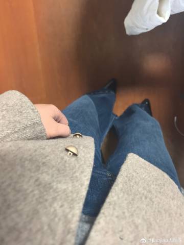 穿尖头皮鞋做气质女人！