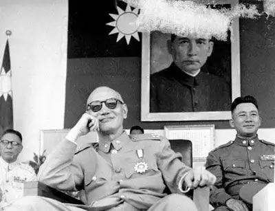 7年为蒋介石开车默默无闻，43天为毛泽东开车断言：天下大势已变，共产党必胜！
