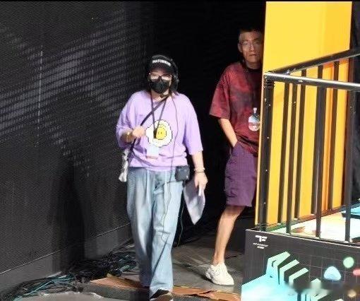 李飞去了TF家族运动会李飞居然也在李飞去了运动会