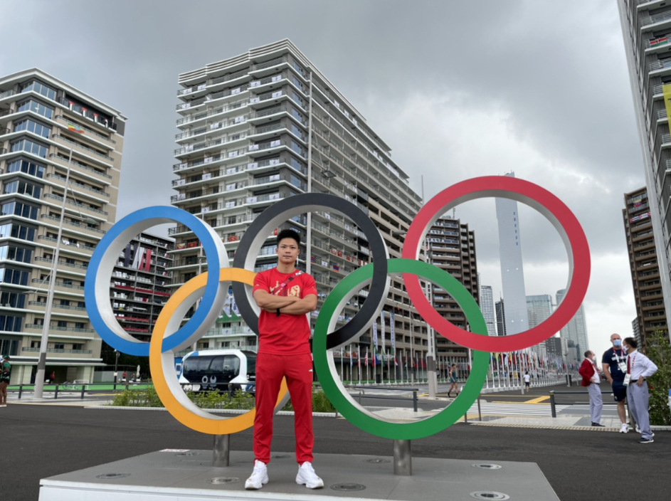 田径比赛结束后，将举行递补奥运奖牌颁奖仪式！恭喜伦敦奥运会女子20公里竞走金、银