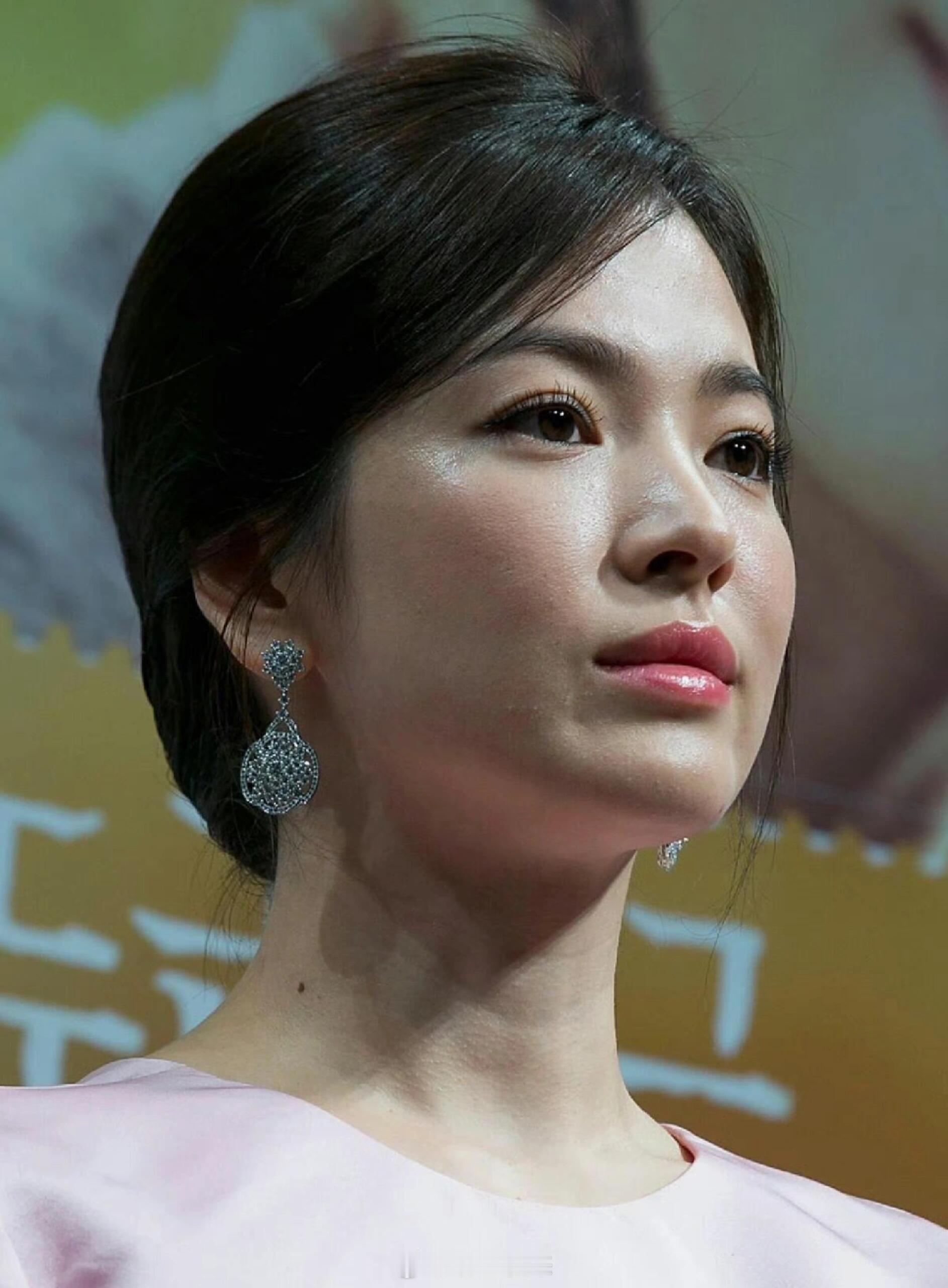 08年无美颜的乔妹 