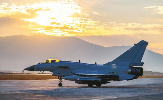 日媒统计得出：中国将成全球第一个，不需要引进任何武器的国家！
 
近日，《日本经