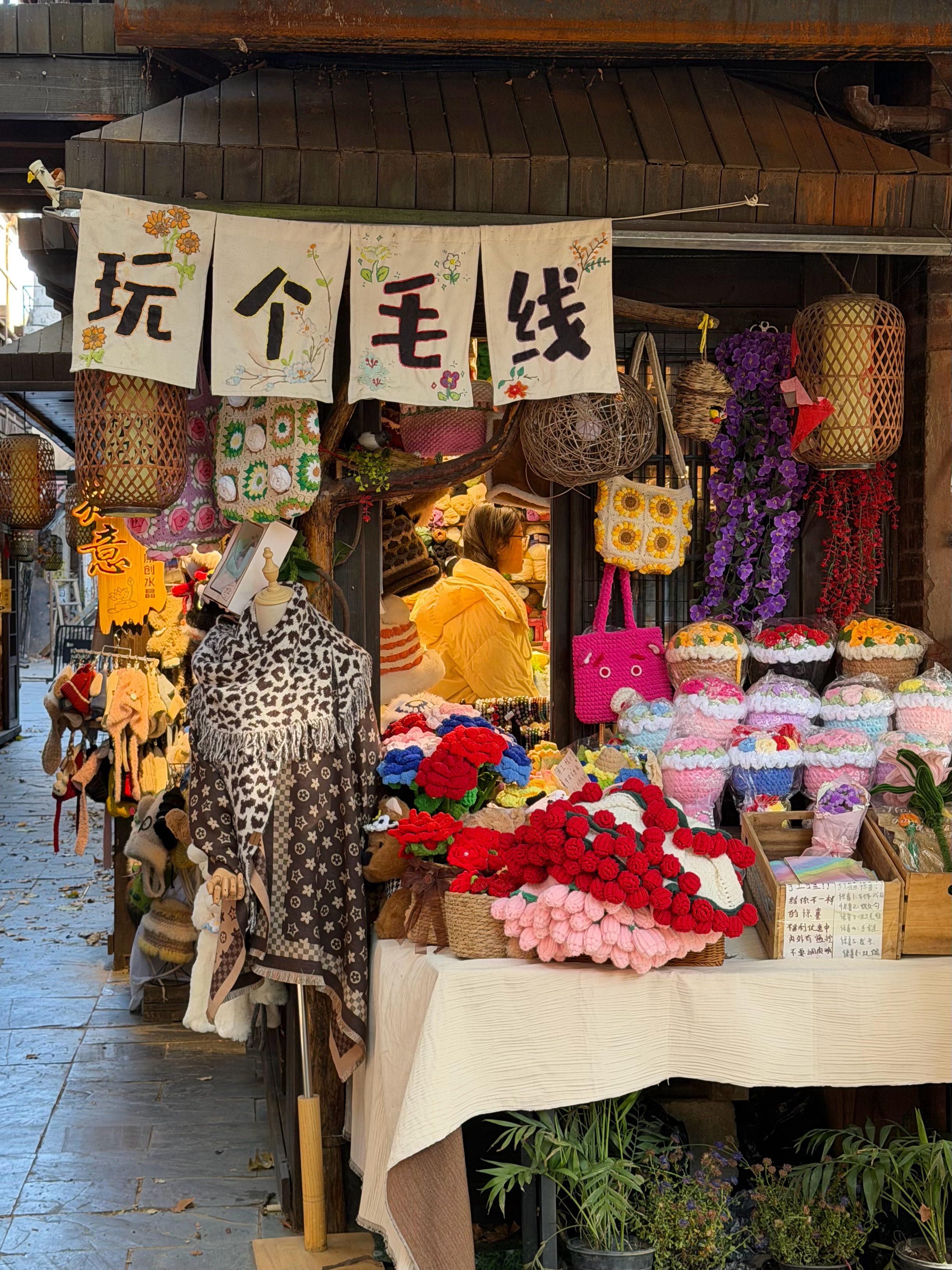 前几天去油化厂玩，拍的一些照片。现在很喜欢拍 live。📷：iPhone 17