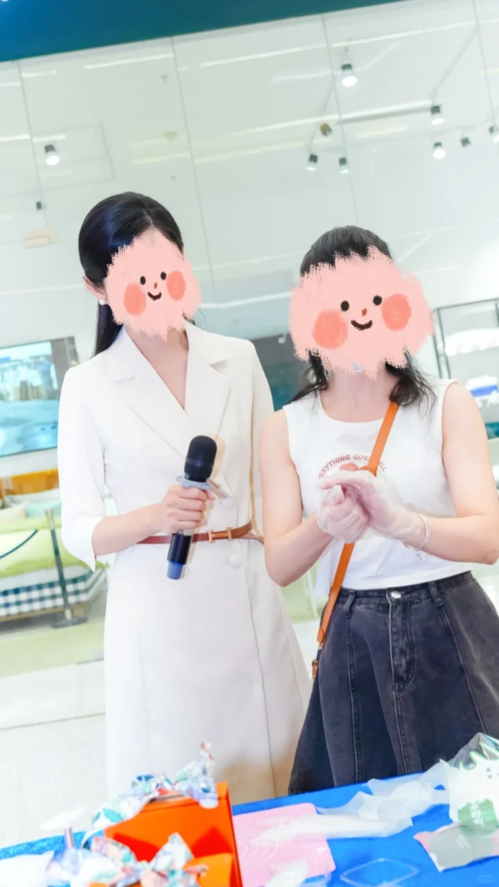 在深圳！在深圳🤳中秋节快乐🌙🍫🍾