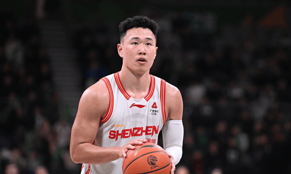 贺希宁：现在每个人都想为球队尽份力，这是非常让人感动的